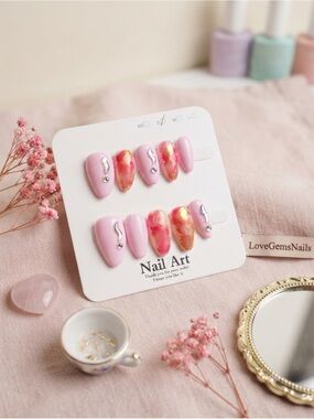 Pink Marble Press-On Nail Set
